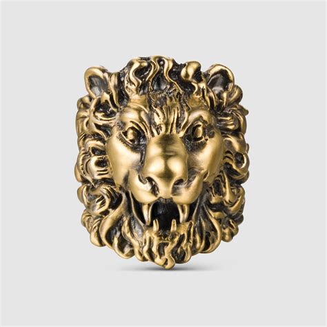 gucci lion ring men.